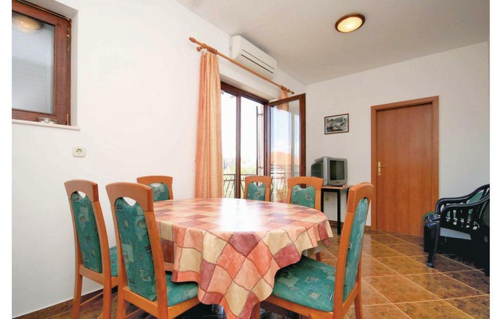 Apartments Perina Šibenik Exterior foto