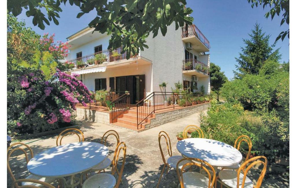 Apartments Perina Šibenik Exterior foto