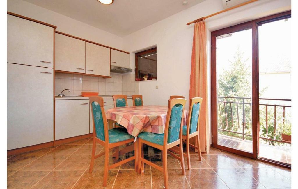 Apartments Perina Šibenik Exterior foto